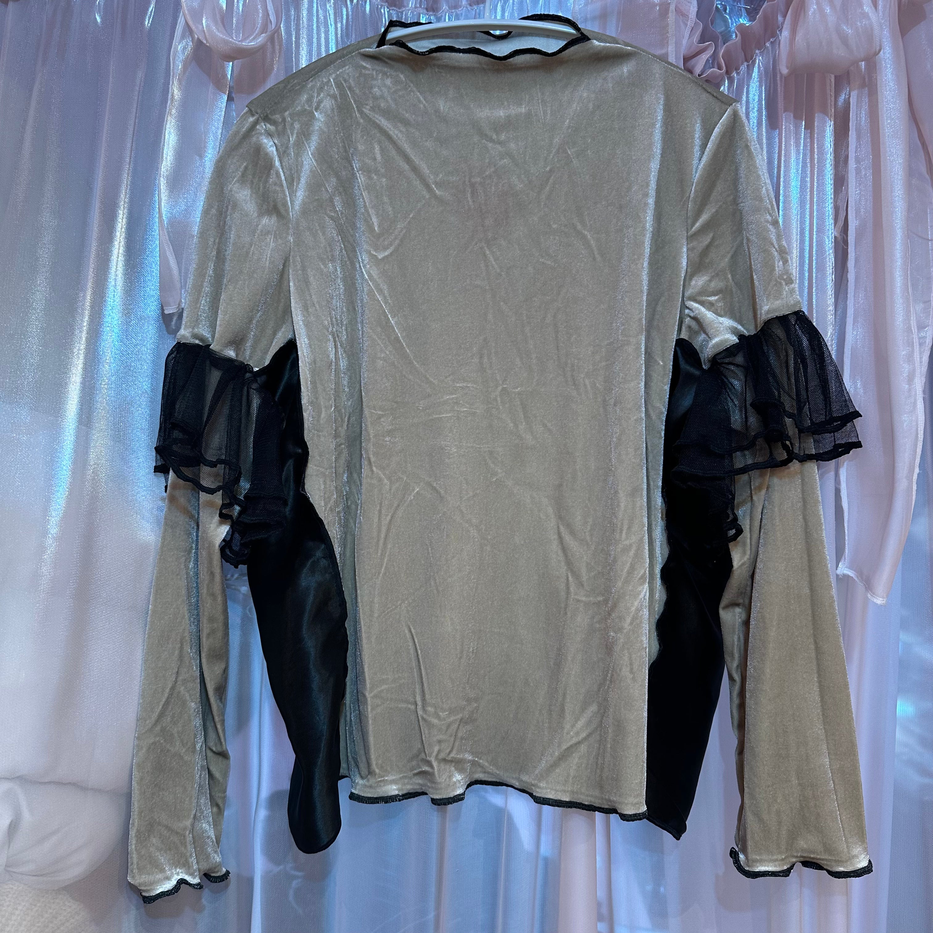 ベージュベルベットトップス