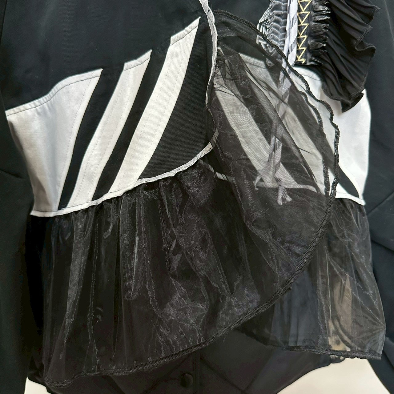 チャイナボタンチュール付きボレロジャケット 2点セット (黒)