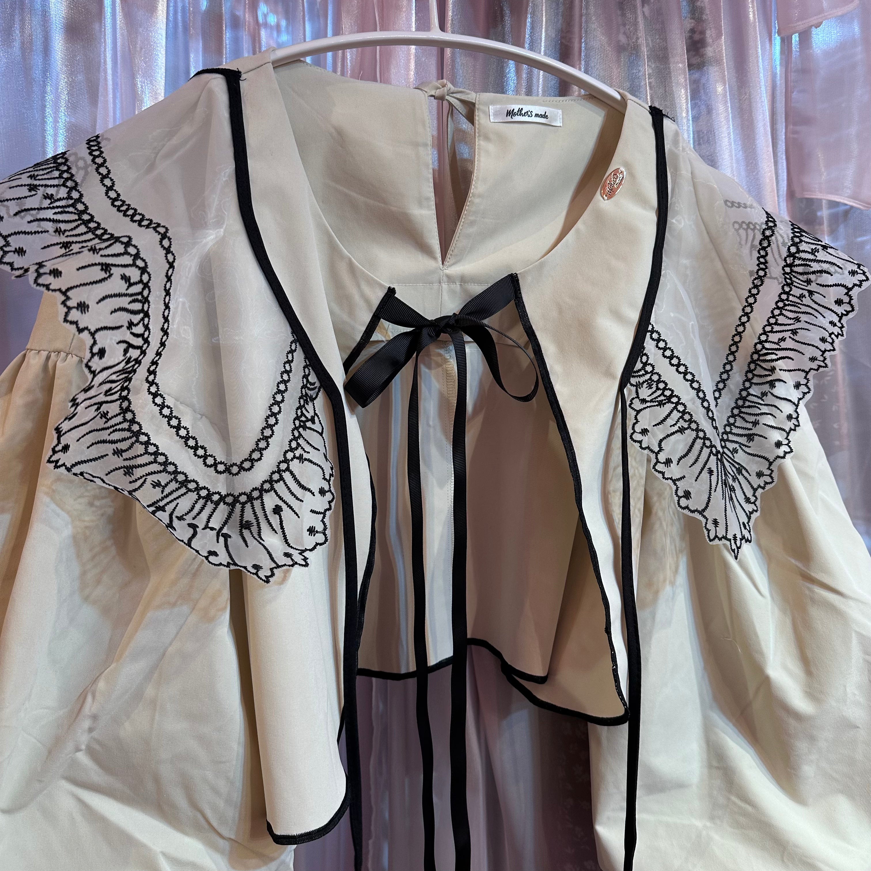 アイボリーレース刺繍ハウリー