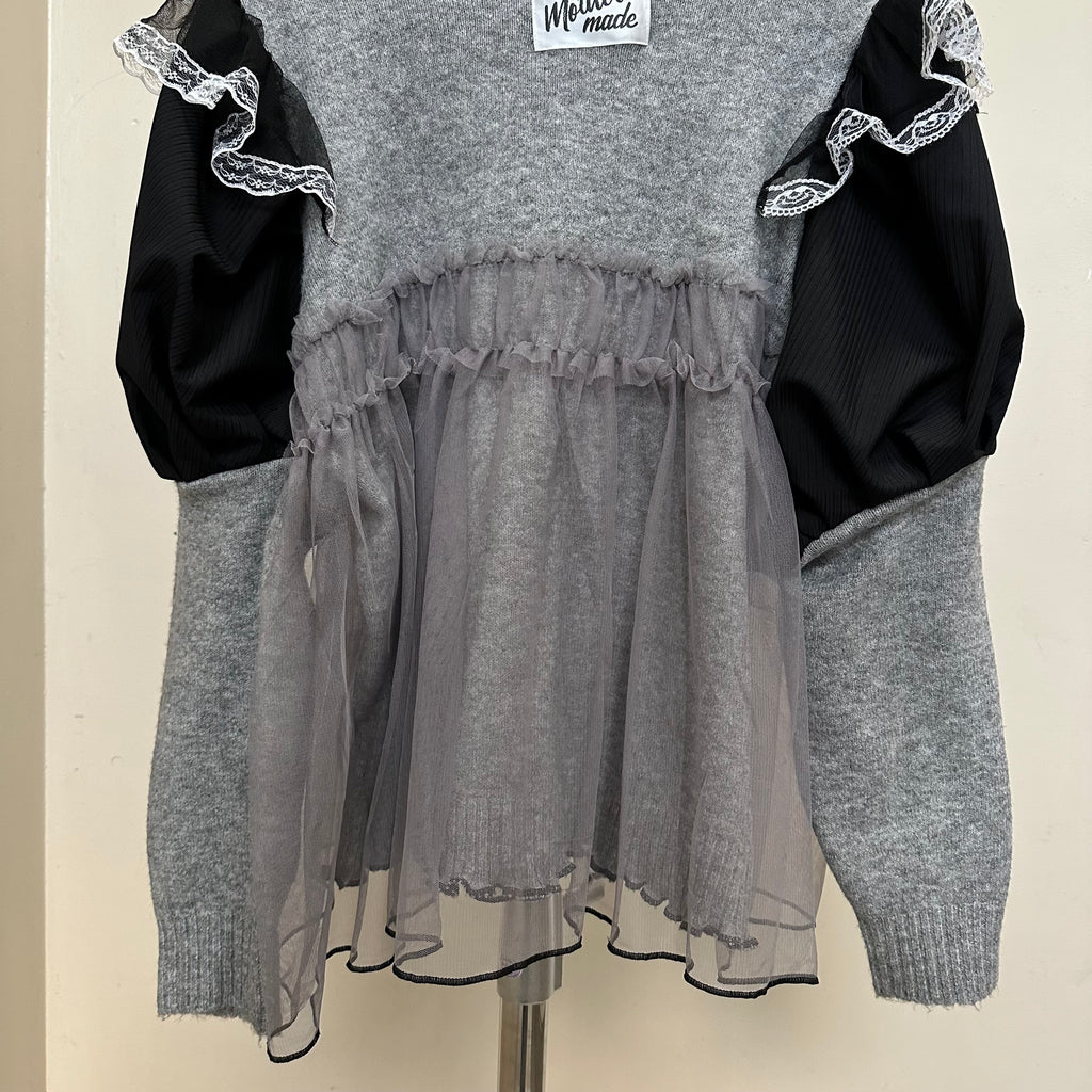 グレーチュールリメイクセーター