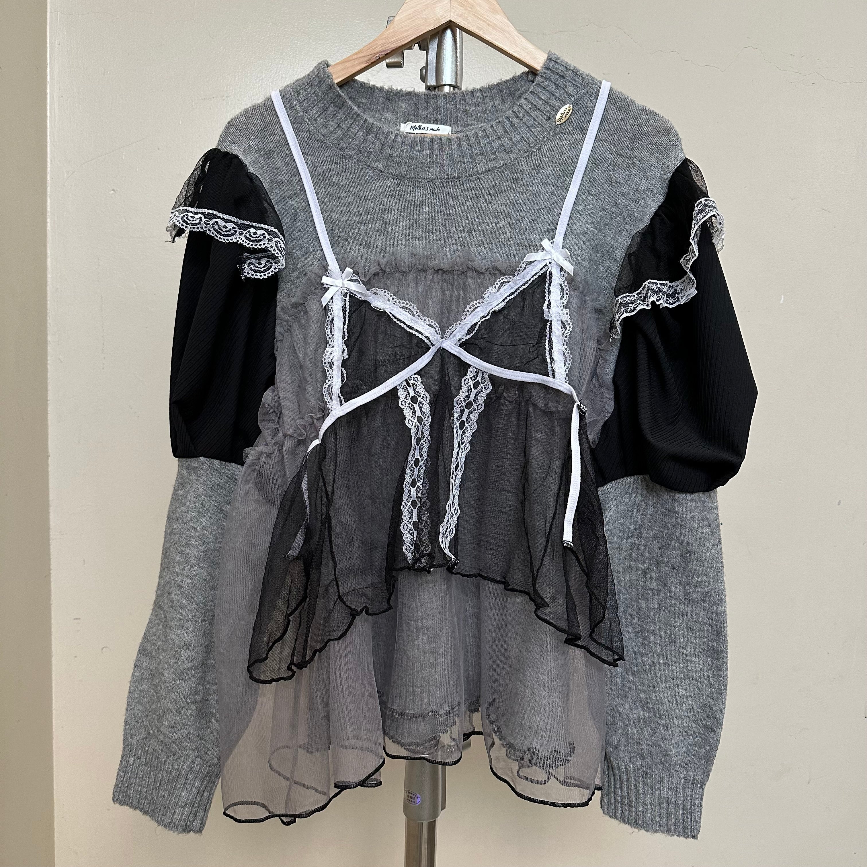 グレーチュールリメイクセーター