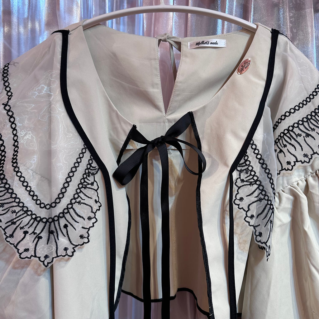 アイボリーレース刺繍ハウリー