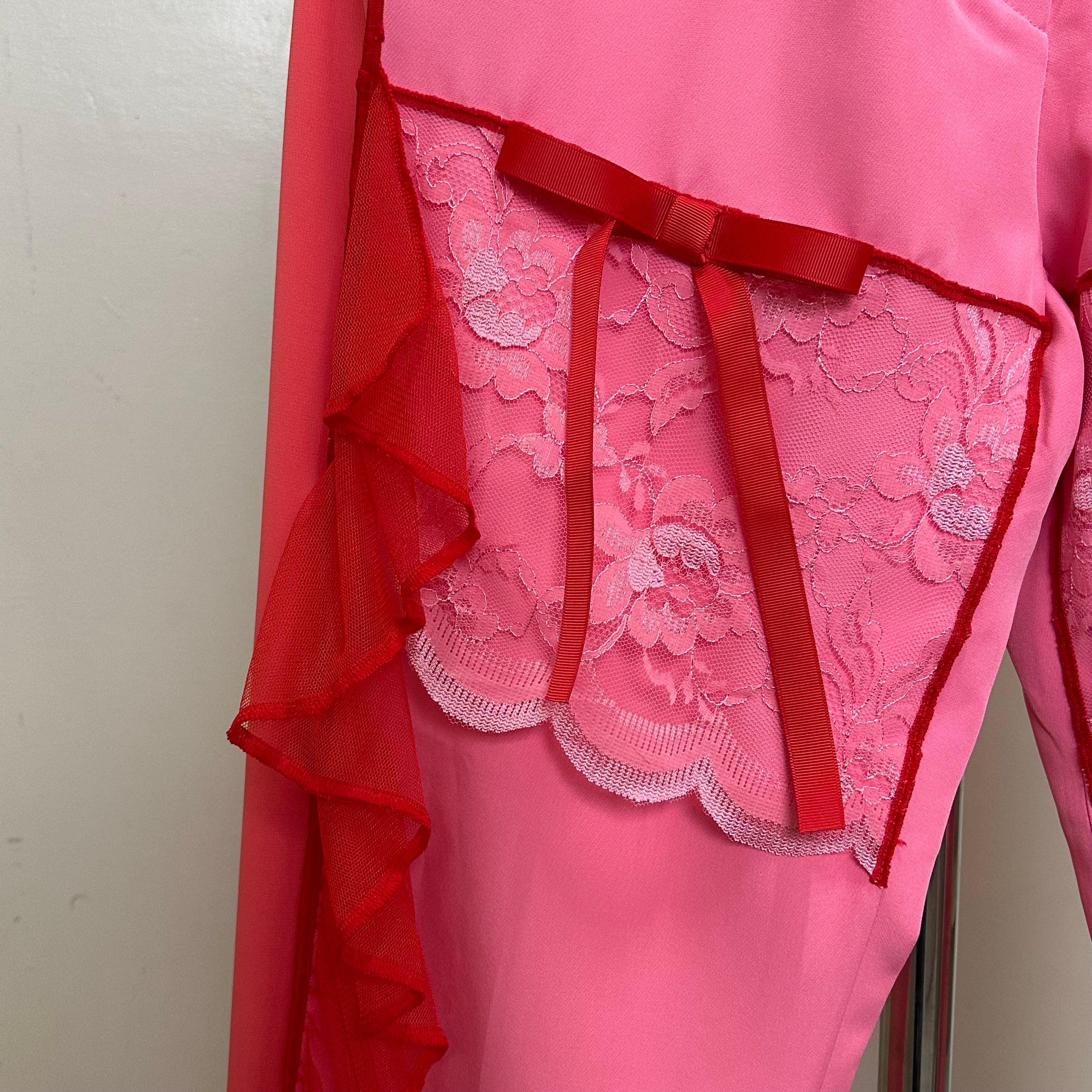 フリル×リボンのピンクパンツ