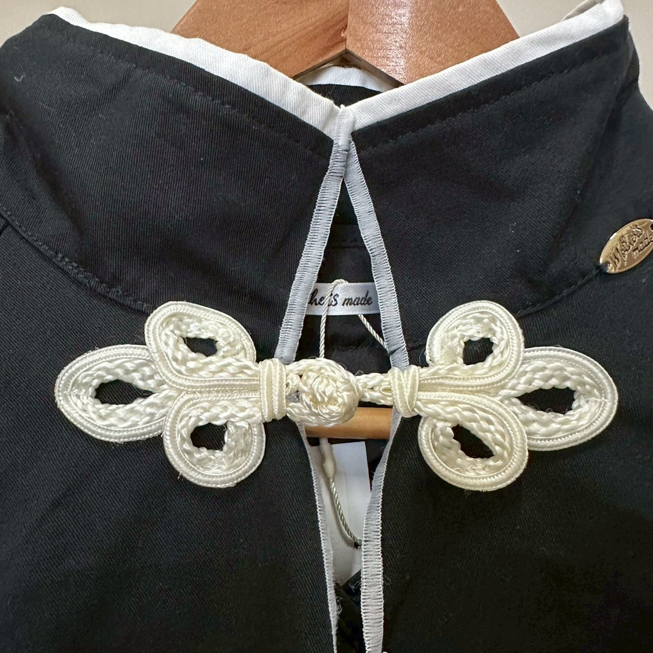 チャイナボタンチュール付きボレロジャケット 2点セット (黒)