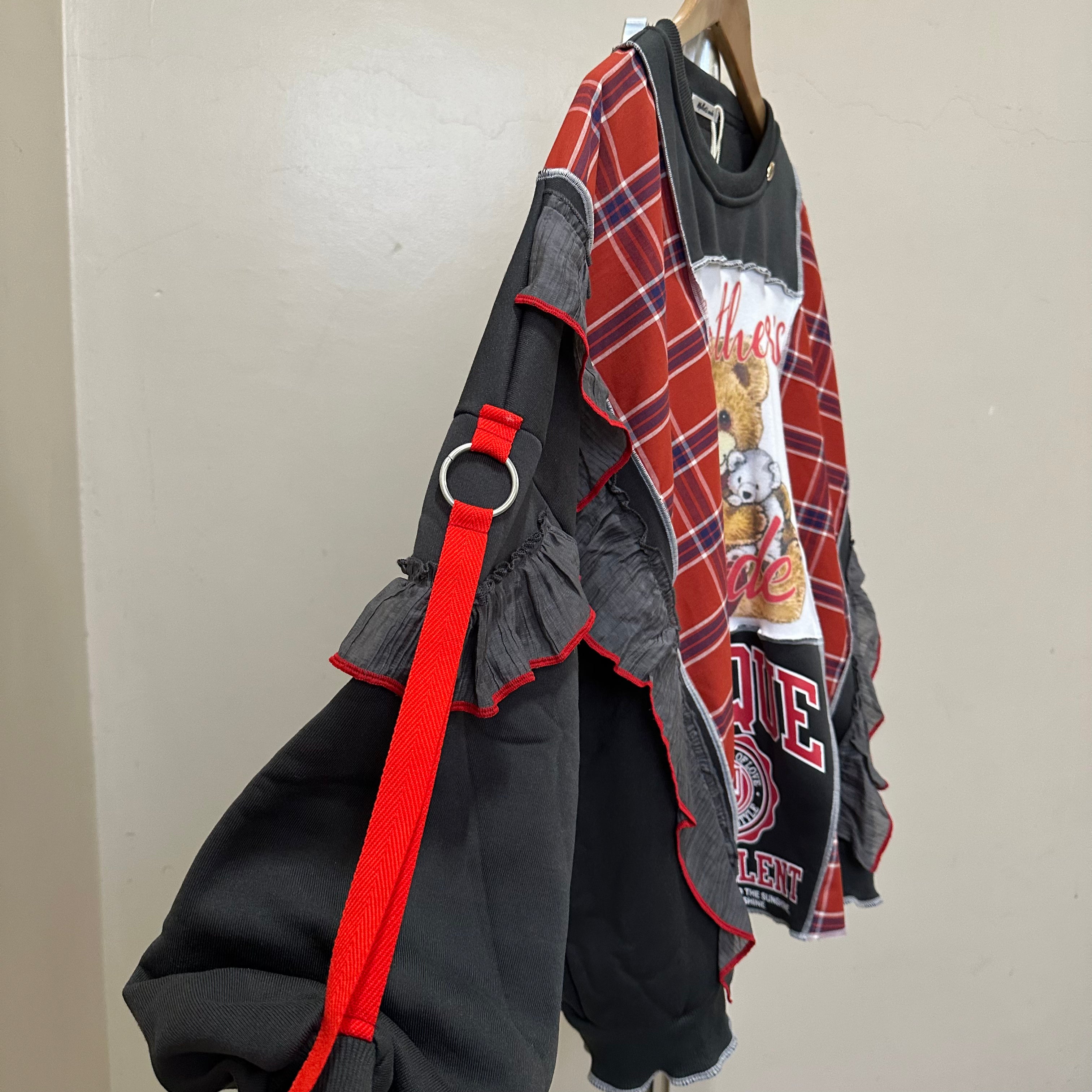 テディベアチェック柄リメイクスウェットシャツ