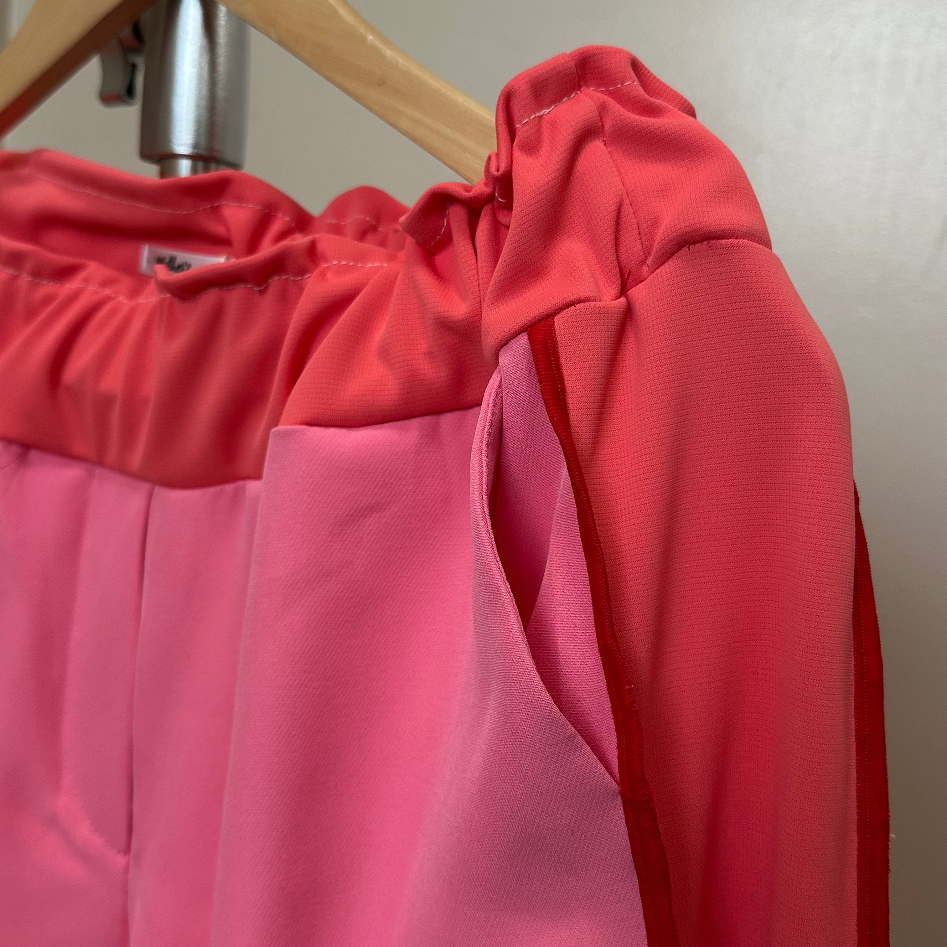 フリル×リボンのピンクパンツ