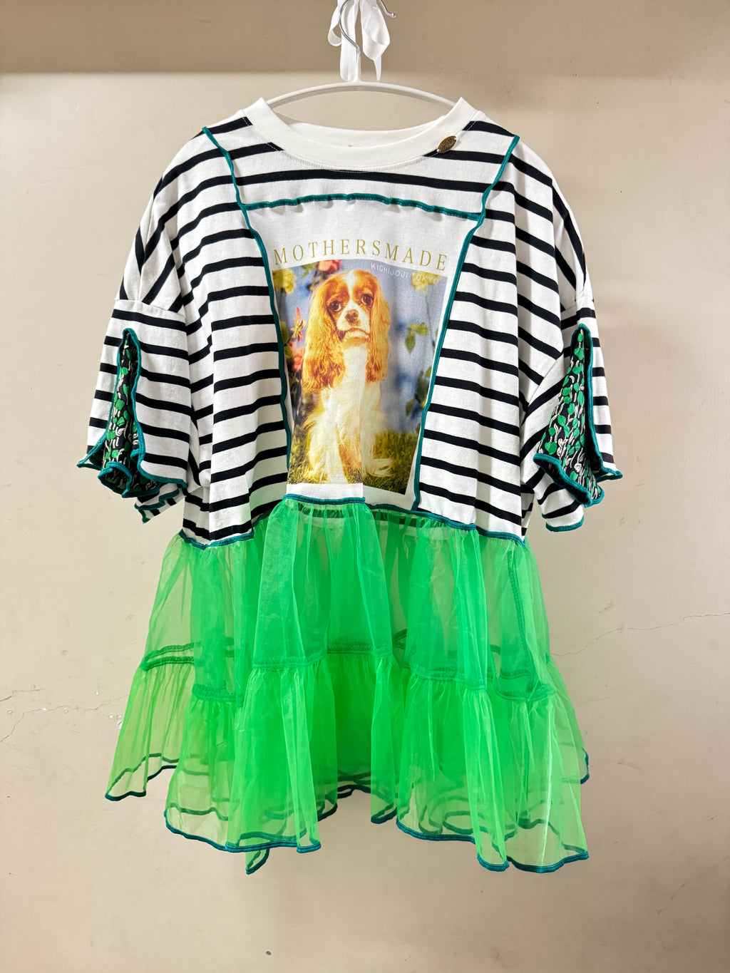 キャバリア犬半袖ボーダーTシャツ＆グリーンチュール
