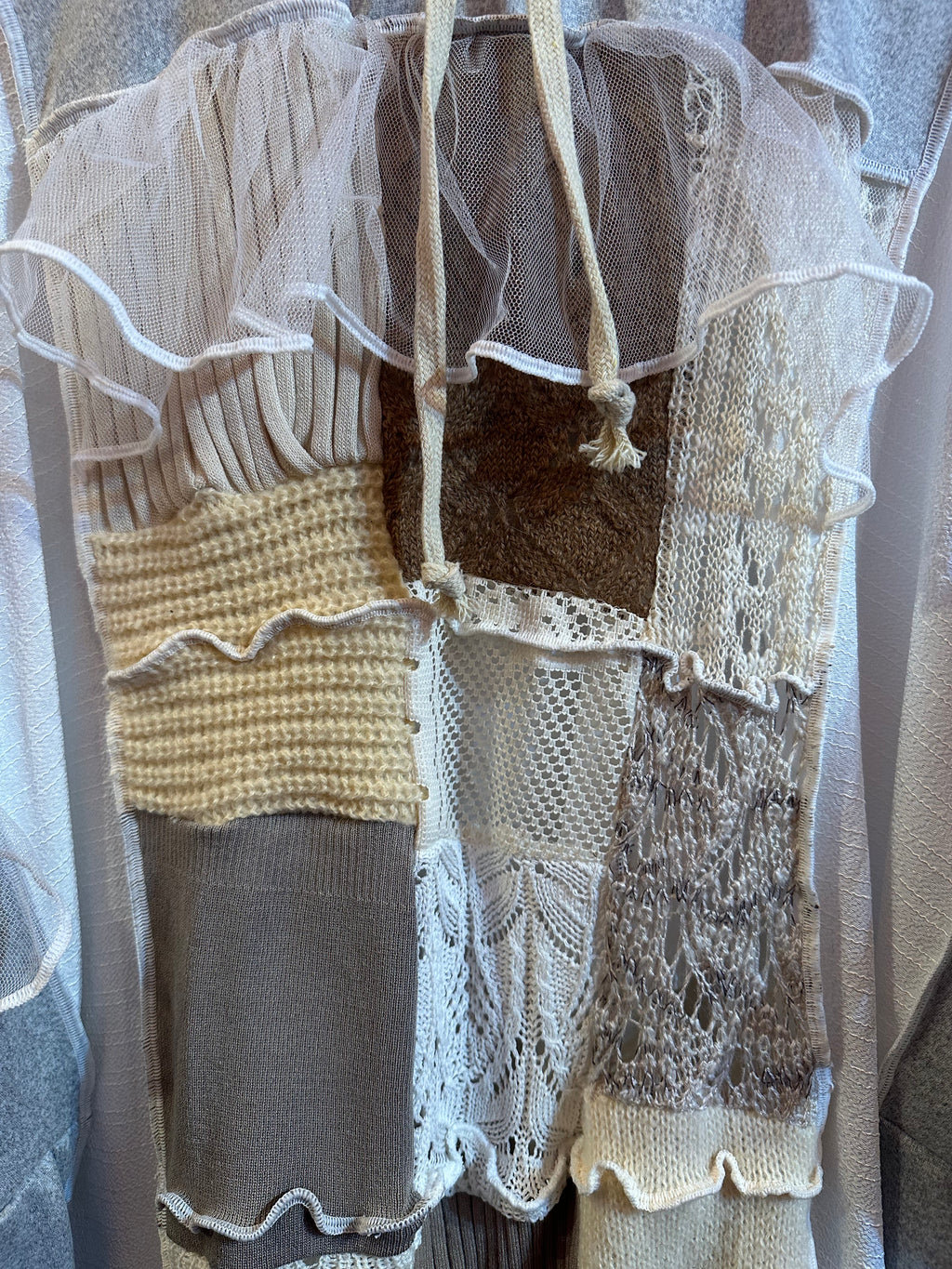 ニットパッチワークフード付きワンピース