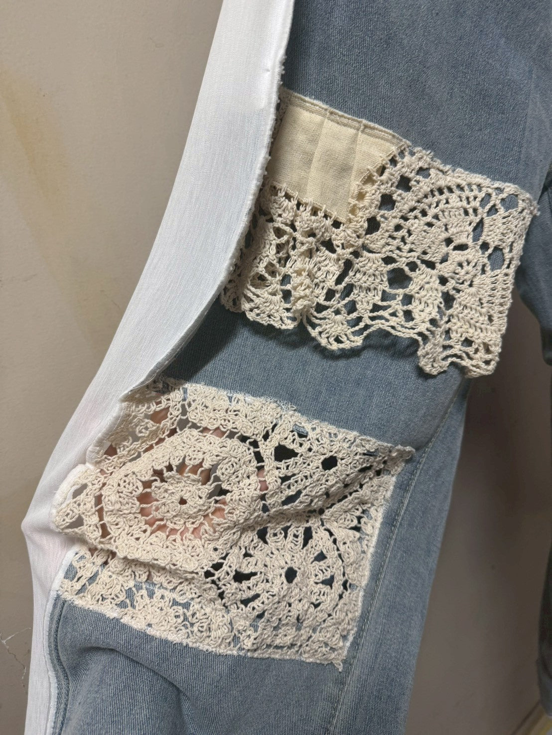レースmixバラ柄刺繍ブルーデニム