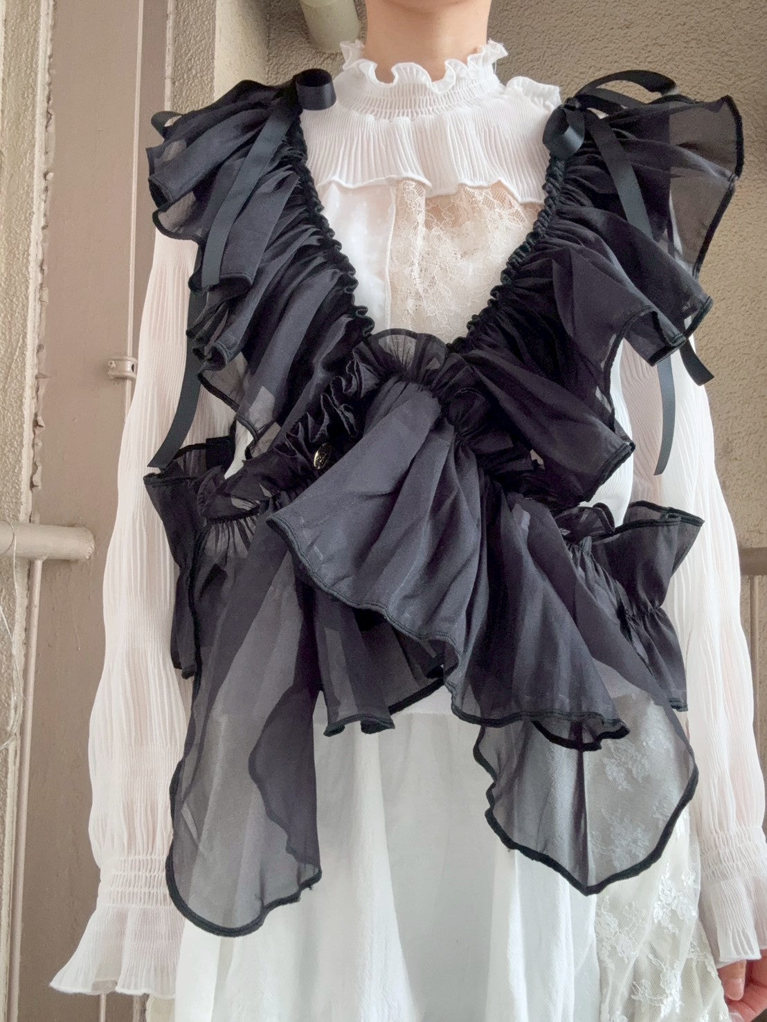 黒シフォンフリルキャミソール