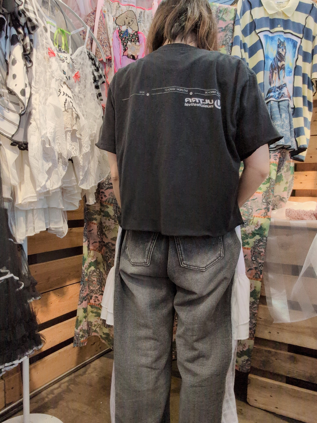 シフォン切替シンプル黒Tシャツ
